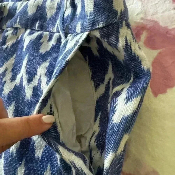 J.Crew Blue White Ikat Zig Zag Short - Picture 7 of 8